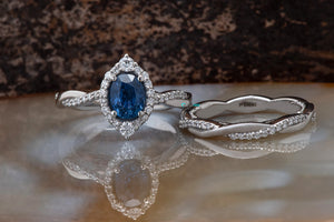 1.5 carat blue sapphire vintage wedding set