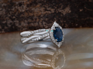 1.5 carat blue sapphire vintage wedding set