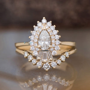 Non traditional engagement rings great Gatsby engagement rings