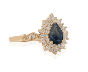 Vintage 1 carat blue green sapphire ring