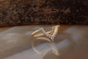 0.30 carat Curve wedding ring