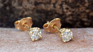 0.50ct Diamond stud Earrings Unisex Studs