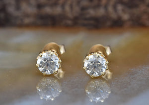 Single diamond gold earrings discount