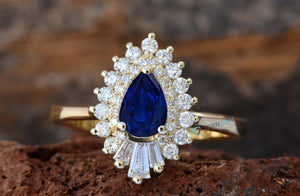 Sapphire engagement ring vintage-14K Yellow Gold-Pear shaped diamond engagement ring-Promise ring-Baguette diamond ring-Anniversary ring,art deco ring,Baguette diamond,Baguette ring,Diamond engagement,engagement ring,Engagement Rings,gold diamond ring,Pear shaped sapphire,Promise ring,ring vintage,sapphire ring,sevencarat,solitaire ring,vs,vvs,Wedding sets