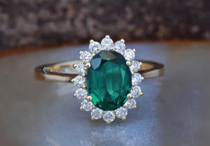 Green Emerald Engagement Ring 2 carat -Diamond ring with Emerald-14k white gold,Anniversary ring,Art deco ring,diamond ring,emerald jewelry,Gemstone,gold diamond ring,Green emerald ring,handmade jewelry,Oval emerald,Oval emerald ring,Princess Diana Ring,Promise ring,Ring,statement ring,Vintage ring,vs,vvs