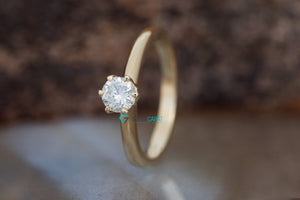 Solitaire 6 prong 0.50 ct