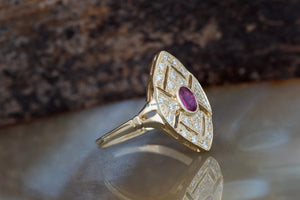 Ruby vintage ring-Art deco ring-Signet rings-Vintage ring-Anniversary ring-Ruby Engagement Ring-Ruby unique ring-Ruby diamond ring-Anniversary ring,Antique ring,Gemstone,Multistone ring,Oval,Ring,ruby diamond ring,Ruby Engagement Ring,Ruby Ring,ruby ring vintage,ruby unique ring,ruby vintage ring,Signet rings,solid gold ring,Statement rings,vintage ring,vs,vvs