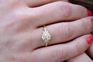 Oval Cut Engagement Ring