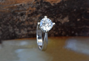 2 carat Diamond ring-Solid gold ring