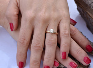 1 carat  Diamond Engagement Ring