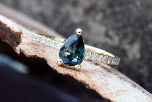 1 ct Blue green Sapphire Engagement Ring