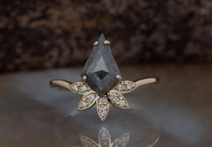 1ct salt & pepper diamond-Salt and Pepper diamond engagement ring-Kite Engagement Ring-Kite ring-Salt and pepper ring-Grey diamond ring