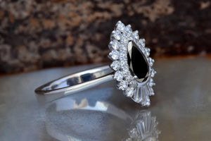 Black diamond vintage ring-Promise ring-Art deco ring-Gatsby Ring-Teardrop ring-Black diamond ring-Vintage ring-Curved wedding band
