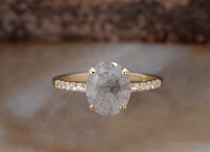 2.60ct salt & pepper diamond-Salt and Pepper diamond engagement ring-4 prong solitaire ring-2ct diamond-Salt and pepper ring-Grey diamond