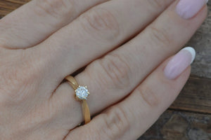 Solitaire 6 prong-Dainty Solitaire Ring-Solitaire diamond ring-0.30ct-Promise ring-Gold Solitaire Ring-Statement Ring-Diamond Solitaire Ring