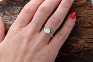 Solitaire ring 1 carat-Diamond Engagement Ring-Diamond Solitaire-Gold Ring-Promise ring-Art deco ring-Custom Ring-Classic Round Shape Ring