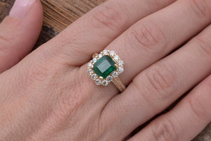 2.5 carat Emerald engagement ring with diamonds - SevenCarat