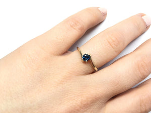 Sapphire solitaire ring-Sapphire promise ring dainty-Dainty Promise Ring-Curved sapphire ring-Blue sapphire ring-Branch engagement ring-Blue sapphire ring,branch ring,Curved sapphire ring,Dainty Promise Ring,engagement ring,Round,Sapphire engagement,Sapphire jewelry,Sapphire ring,sapphire solitaire,small womens ring,solitaire ring,twig engagement ring,vs,vvs,Womens sapphire ring