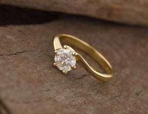 Gold Solitaire Ring-1 ct Solitaire engagement ring-Solitaire ring-Yellow gold ring-Women Jewelry-Promise ring-Solitaire diamond gold ring-Art Deco Ring,Bridal Jewelry,Diamond Ring,Engagement Ring,Estate Diamond Ring,Gold Solitaire Ring,Handmade Jewelry,Promise Ring,Round,Solid Gold Ring,Solitaire Diamond,Solitaire Ring,vs,vvs,Women Jewelry