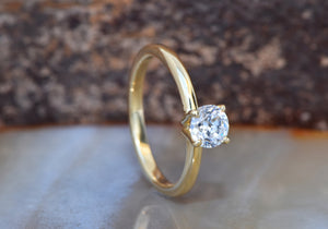Round Cut Moissanite ring-Solitaire moissanite ring-14K Gold-Classic Solitaire Ring-4 prong solitaire ring-Dainty Moissanite-Moissanite ring