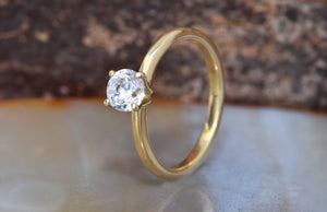 Round Cut Moissanite ring-Solitaire moissanite ring-14K Gold-Classic Solitaire Ring-4 prong solitaire ring-Dainty Moissanite-Moissanite ring