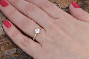 Solitaire ring 0.70 carat-Solitaire engagement ring-14K Yellow Gold-Promise ring-4 prong solitaire ring-Solitaire engagement ring round-4 Prong Solitaire,Braided Engagement,Bridal Jewelry,Diamond Ring,Engagement Band,Gold Diamond Ring,Promise Ring,Round,Round Brilliant Cut,Solid Gold Ring,Solitaire Ring,vs,vvs,Women Jewelry