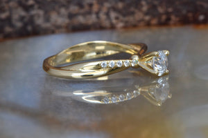 Engagement  Diamond Ring-Solitaire diamond ring-14K Yellow Gold Ring-Promise ring-Solid gold ring-Dainty Promise Ring-Estate diamond ring-Dainty Promise Ring,dainty ring,diamond ring,engagement ring,Estate ring,gold diamond ring,Gold Solitaire Ring,moissanite ring,promise ring,Solid gold ring,solitaire ring,vs,vvs,wedding jewelry,women jewelry