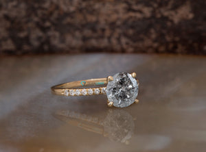 best place to buy engagement or wedding Salt and Pepper ring plus size