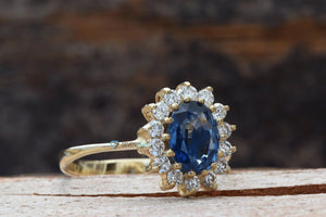 Sapphire engagement ring vintage-Real Blue Sapphire Oval  Engagement Ring-Promise ring-Sapphire diamond ring-Unique engagement ring-14 yellow gold,Anniversary ring,blue sapphire ring,diamond ring,oval sapphire ring,Princess Diana Ring,Promise ring,Real Blue Sapphire,sapphire band,sapphire halo ring,sapphire jewelry,sapphire ring,Vintage  ring,vs,vvs