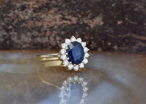 Sapphire halo engagement ring-Sapphire engagement ring vintage-Art deco engagement ring sapphire 18k yellow gold-Vintage engagement ring