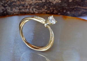 Engagement  Diamond Ring-Solitaire diamond ring-14K Yellow Gold Ring-Promise ring-Solid gold ring-Dainty Promise Ring-Estate diamond ring-Dainty Promise Ring,dainty ring,diamond ring,engagement ring,Estate ring,gold diamond ring,Gold Solitaire Ring,moissanite ring,promise ring,Solid gold ring,solitaire ring,vs,vvs,wedding jewelry,women jewelry