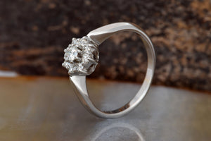 Leaves diamond ring-Flower Diamond Ring-14K 18K Gold Diamond Engagement Ring-Nature ring-Micro pave ring-Flower engagement ring-Twig Ring-anniversary gift,Anniversary ring,Art deco ring,bridal jewelry,Celtic diamond ring,diamond ring,engagement ring,flower ring,Leaves diamond ring,Micro pave ring,Nature ring,promise ring,Round,Twig Ring,vs,vvs
