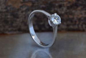 Solitaire diamond ring-Engagement ring-Cluster engagement ring-0.70 ct diamond-4 prong solitaire ring-Promise ring-Gold Solitaire Ring-1 Carat Diamond,4 Prong Solitaire,Art Deco Ring,Custom Ring,Diamond Ring,Engagement Ring,Gold Diamond Ring,Gold Solitaire Ring,Promise Ring,Round,Solitaire Ring,vs,vvs,Wedding Jewelry,Wedding Ring
