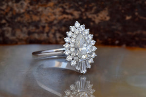 1 1/2 ct vintage diamond ring-Promise ring-Pear shaped engagement ring-Baguette diamond ring-Art deco ring-Solid gold ring-Princess ring