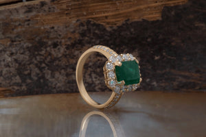 Emerald rings for women-3 ct emerald ring-Emerald engagement ring-Emerald cut engagement ring-Halo emerald ring-Emerald cut ring-Solid gold
